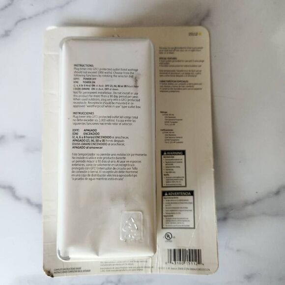 GE light sensing timer outdoor light new in package - Picture 4 of 5